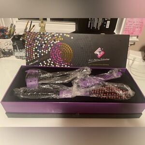 Royal Hair Styling Technology, Limited Edition Series Brand New Never Used ❤️